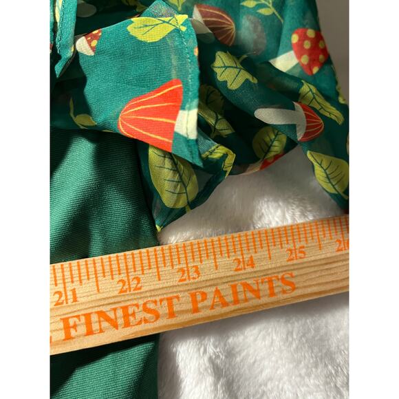 Smak Parlour Size 2X Mushroom Print Green Crop Top Fairycore Bell Sleeve Shirt - Picture 11 of 12